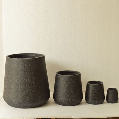 comprare Arricchisci il tuo giardino con eleganti piantoni a forma rotonda online manufacture