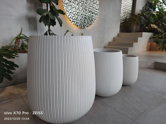 comprare Piantatrice in fibra di argilla di superficie liscia per opzioni di visualizzazione delle piante personalizzate online manufacture