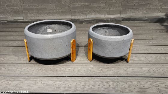 comprare Piantatrice in fibra di argilla scolpita a mano in un moderno disegno scolpito a mano per le piante online manufacture