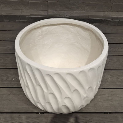 comprare Vaso rotondo in fibra di argilla bianca con motivo a brezza marina fluente e curva per giardinaggio e paesaggistica online manufacture