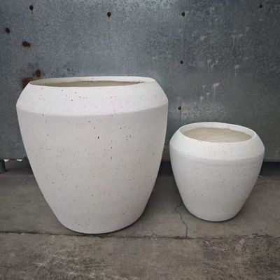Pottine e piantatrici per fiori interni ed esterni per uso a pavimento sia all'interno che all'esterno